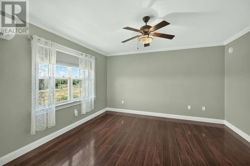 15 Cameron Heights — photo 14 of 36