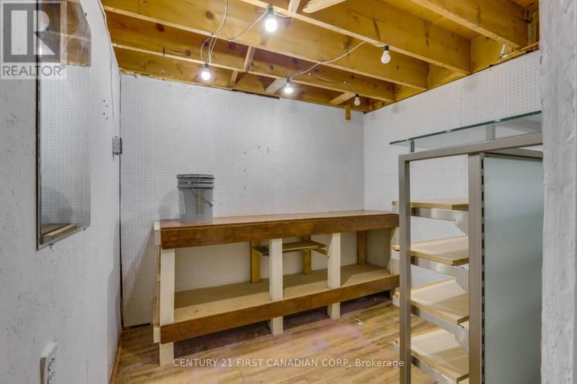 110 Monmore Road — photo 14 of 17