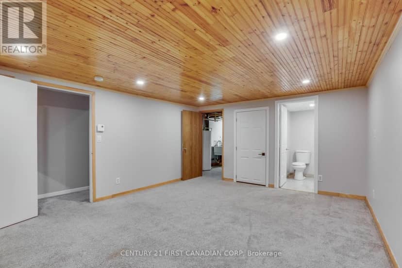 110 Monmore Road — photo 7 of 17
