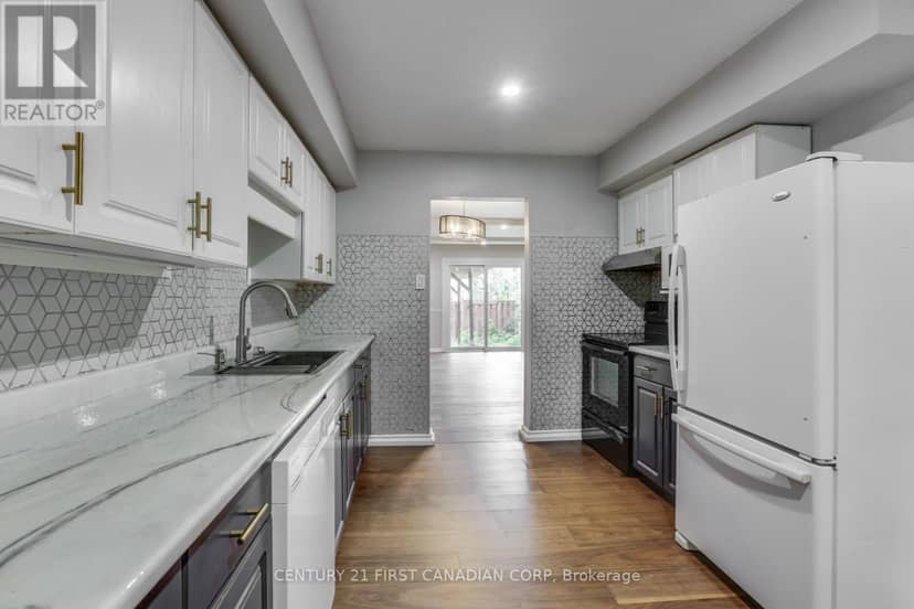 110 Monmore Road — photo 8 of 17