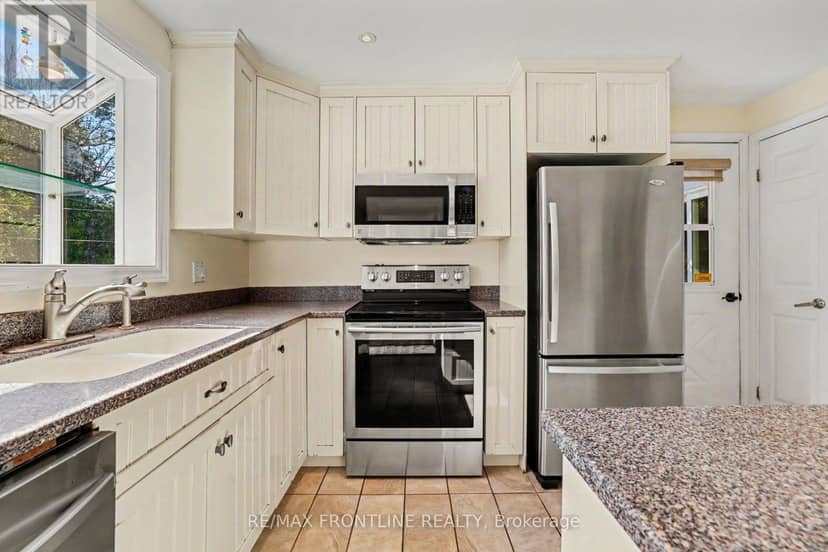 506 Glen Tay Road — photo 19 of 40