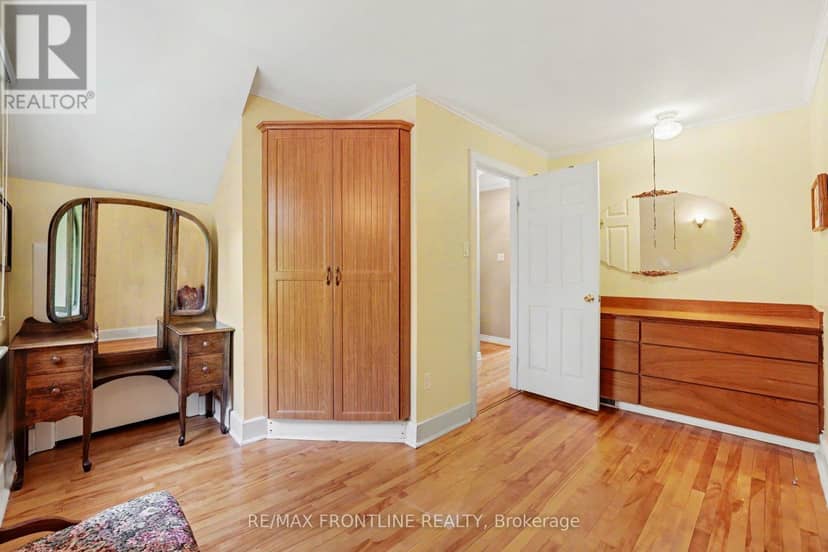 506 Glen Tay Road — photo 34 of 40