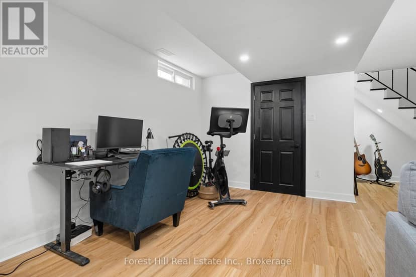 1 Maplecrest Court — photo 30 of 40