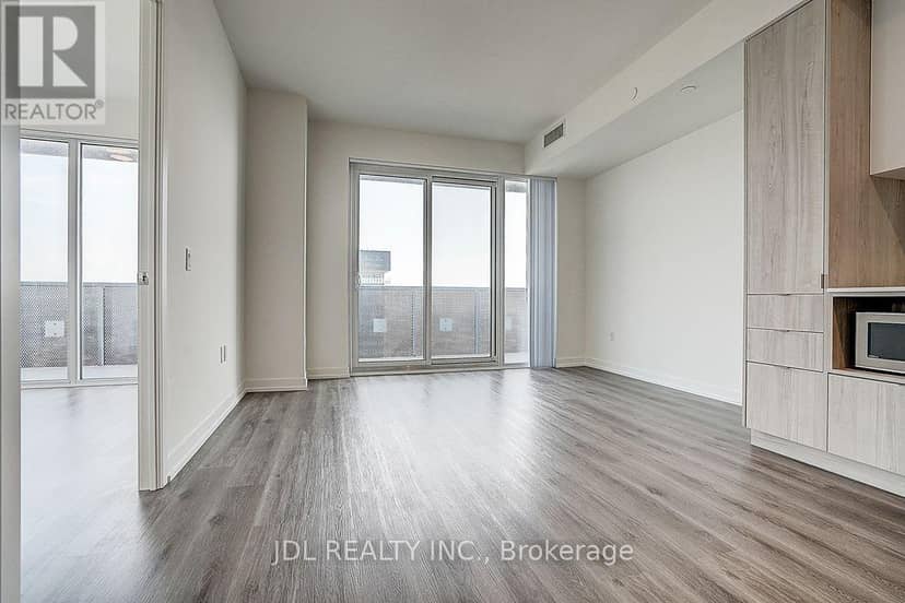 5103 - 138 Downes Street — photo 7 of 39