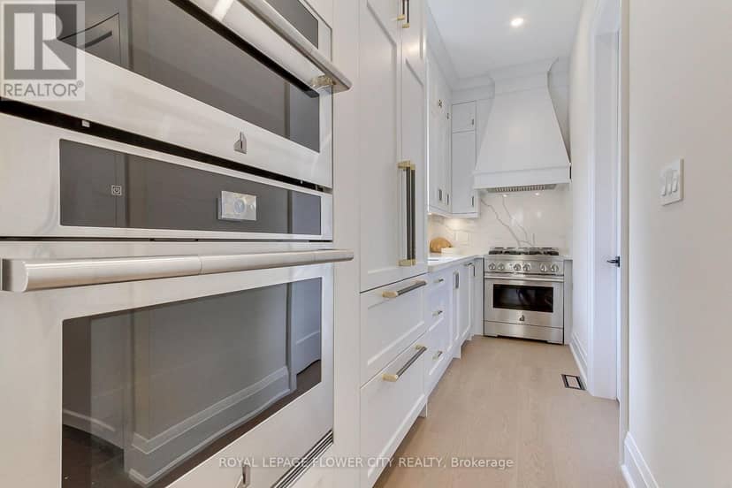 140 Hillmount Avenue — photo 10 of 40