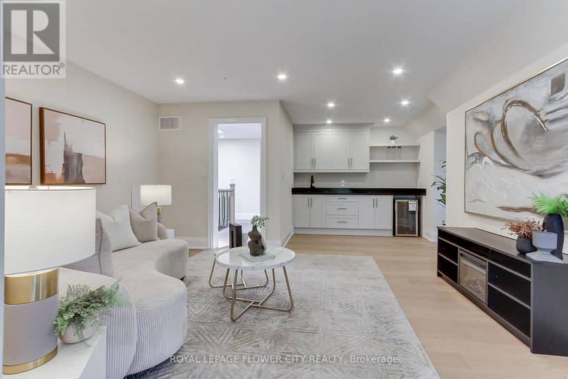 140 Hillmount Avenue — photo 35 of 40