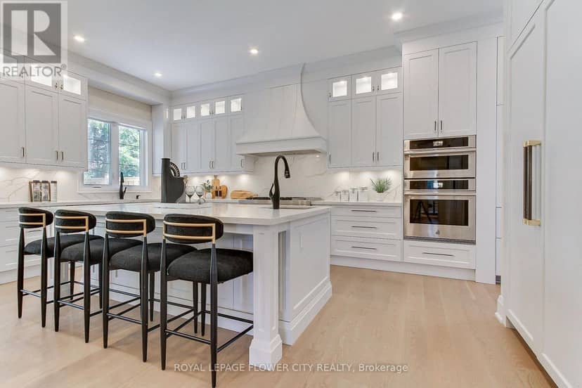 140 Hillmount Avenue, Toronto, photo 8