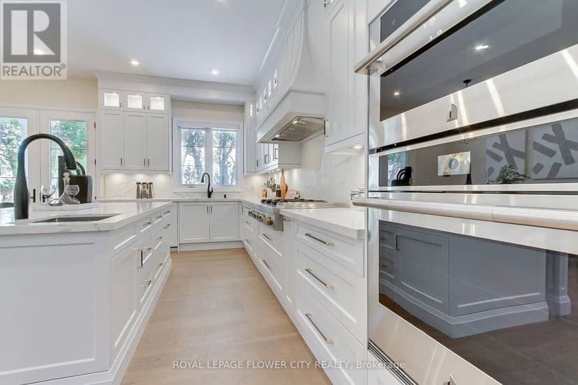 140 Hillmount Avenue — photo 9 of 40