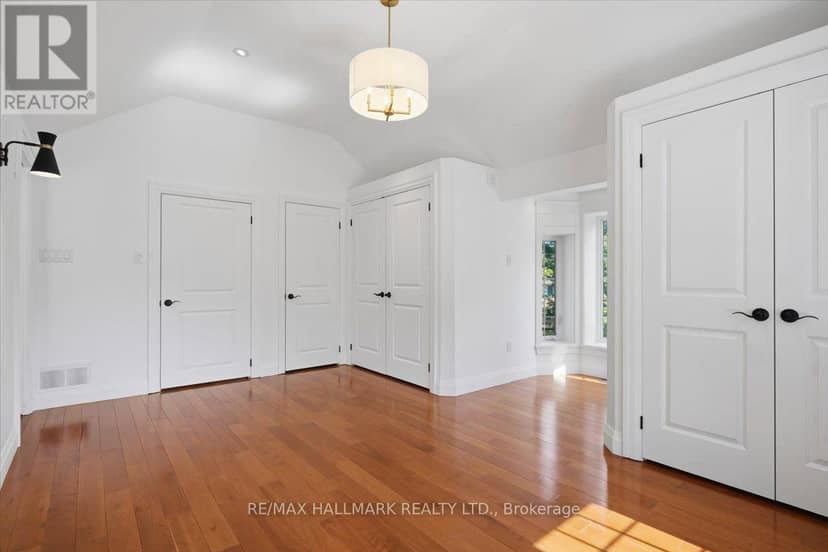 105 Duckworth Street — photo 25 of 40