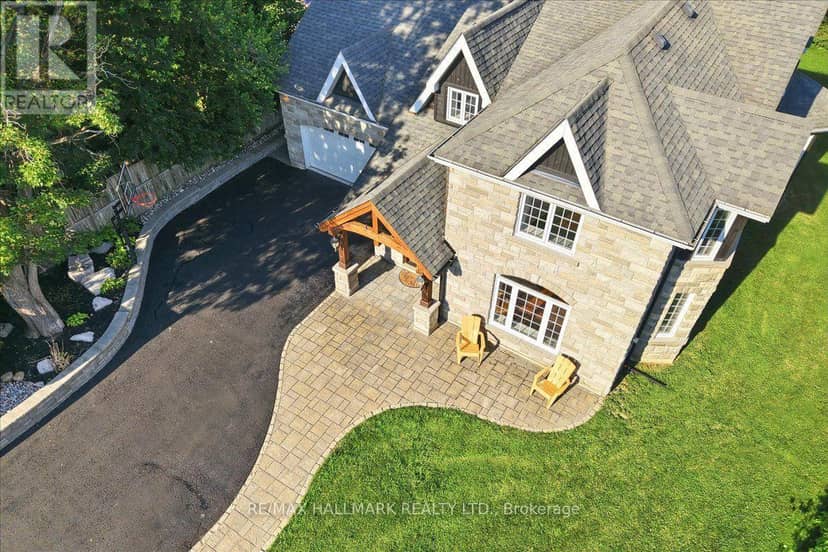 105 Duckworth Street, Barrie, photo 6