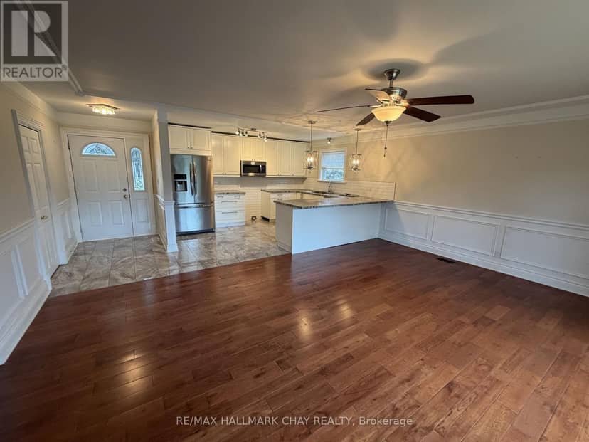 426 Highland Avenue — photo 3 of 31