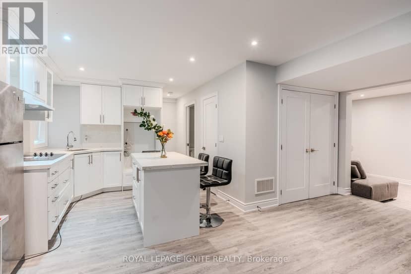 7 Picasso Drive — photo 3 of 40