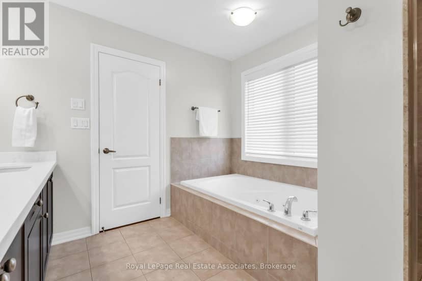 879 Etherington Way — photo 29 of 40