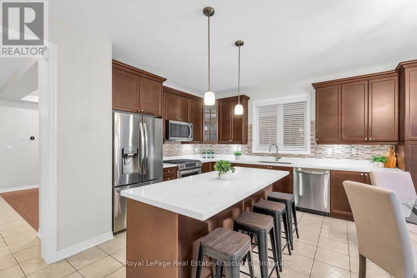 879 Etherington Way — photo 9 of 40
