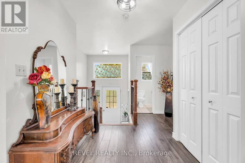 37 Wilson Crescent — photo 5 of 31