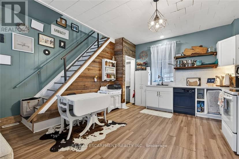 A&b - 18 King Street — photo 10 of 40