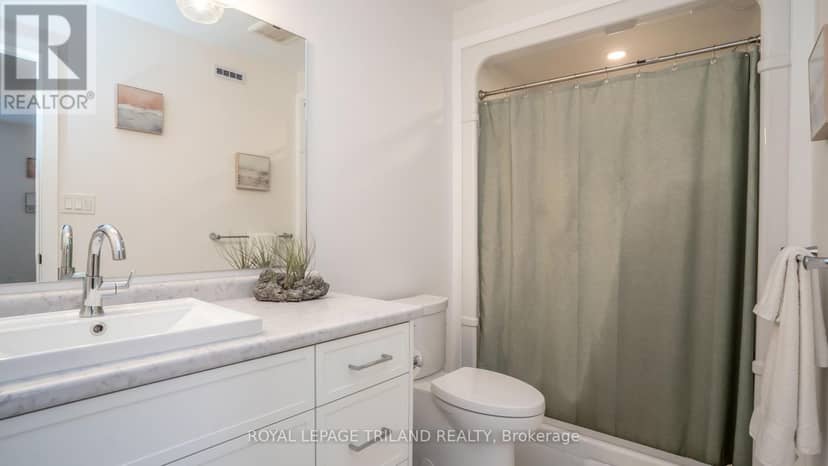 138 Renaissance Drive — photo 16 of 38