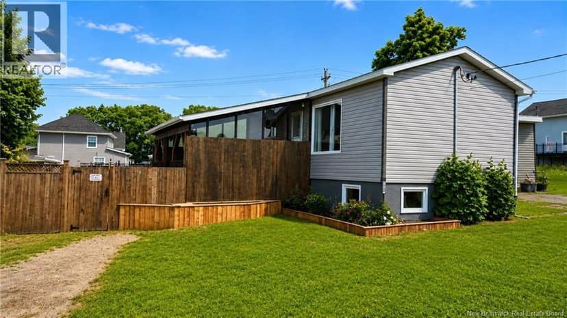 1245 ST THERESA Crescent — photo 40 of 40