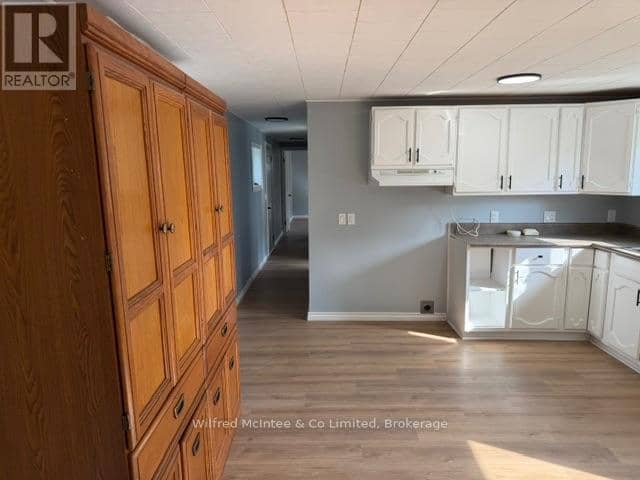 11C Cedarwood Drive — photo 11 of 21