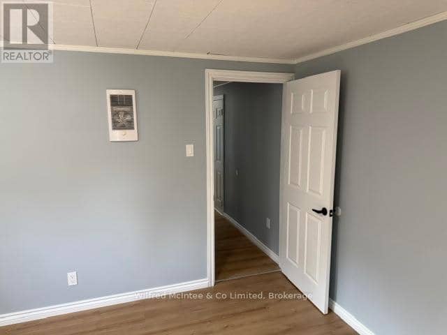 11C Cedarwood Drive — photo 17 of 21