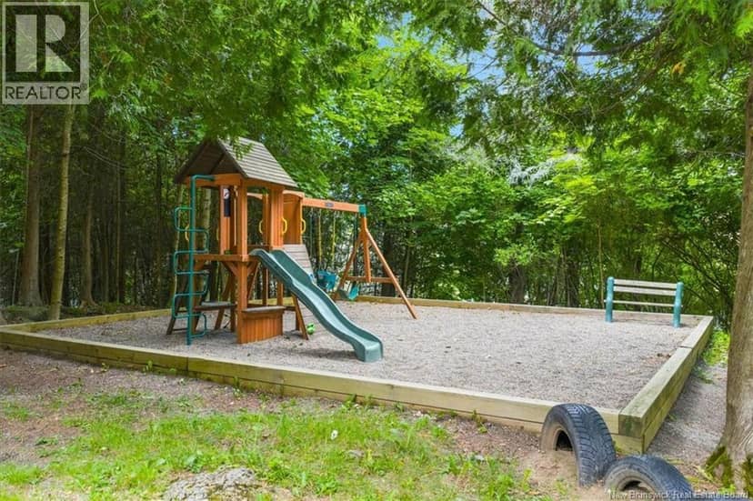 7 Hampton Manor — photo 32 of 32