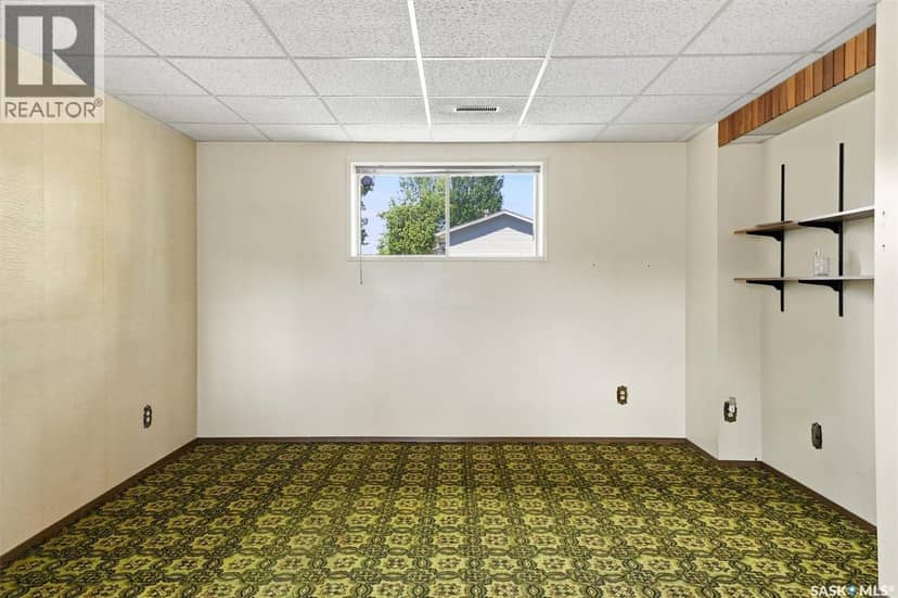 125 Arnason CRESCENT — photo 19 of 33