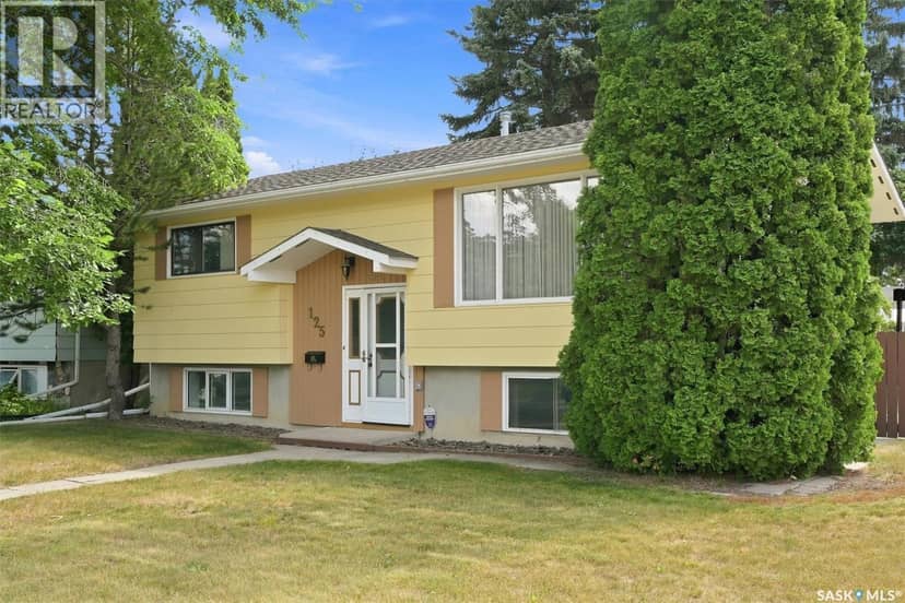 125 Arnason CRESCENT — photo 27 of 33