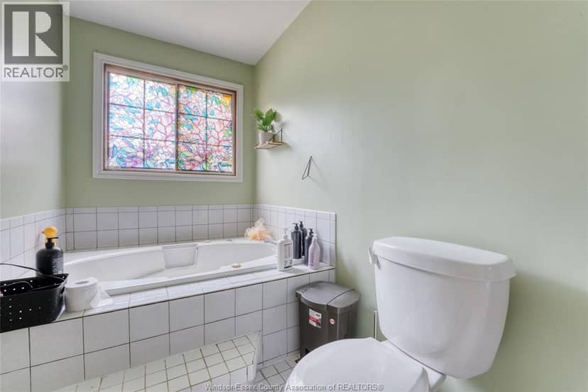 54 Shawnee Court — photo 17 of 38