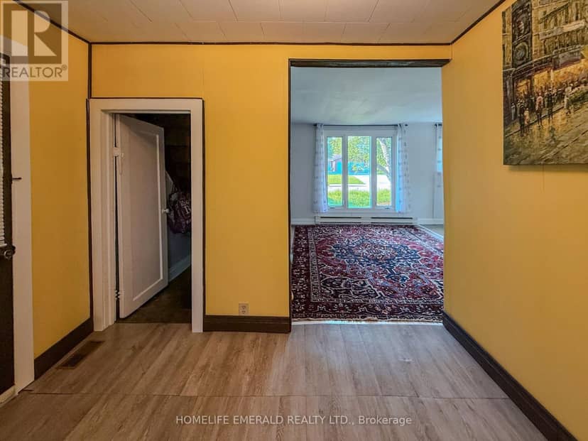 169 Margaret Street, Essa, photo 4