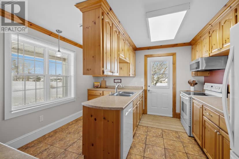 30 SEAVIEW Lane — photo 22 of 40