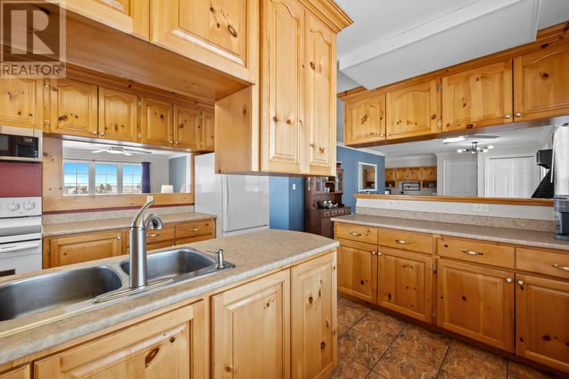 30 SEAVIEW Lane — photo 23 of 40