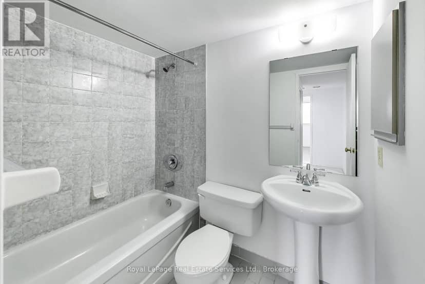 611 - 5 Weldrick Road W — photo 23 of 32
