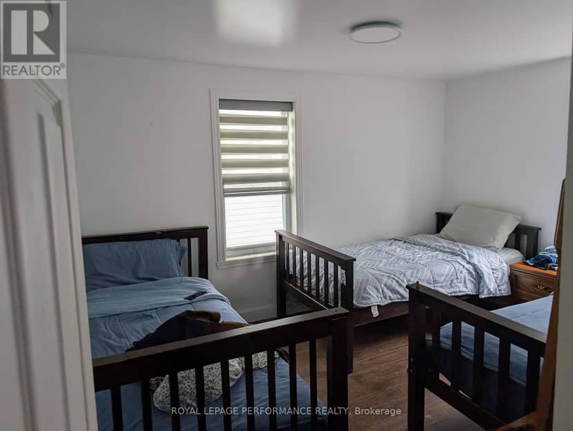 307-309 Prince Arthure Street — photo 10 of 12