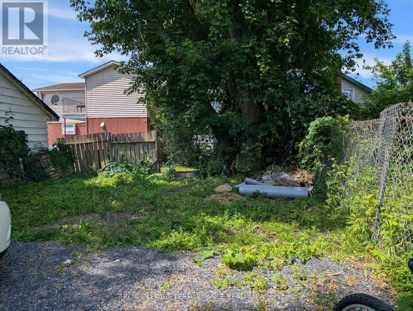 307-309 Prince Arthure Street — photo 3 of 12