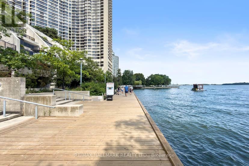 504 - 77 Harbour Square — photo 3 of 25