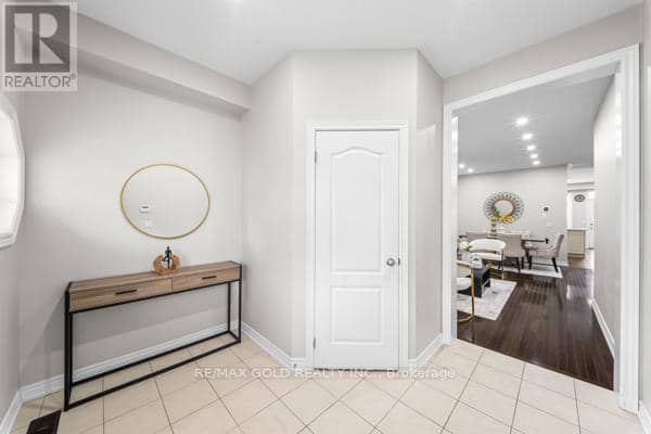 10 Rougebank Avenue — photo 7 of 40