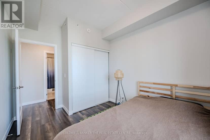 610 - 15 Queen Street S — photo 24 of 40