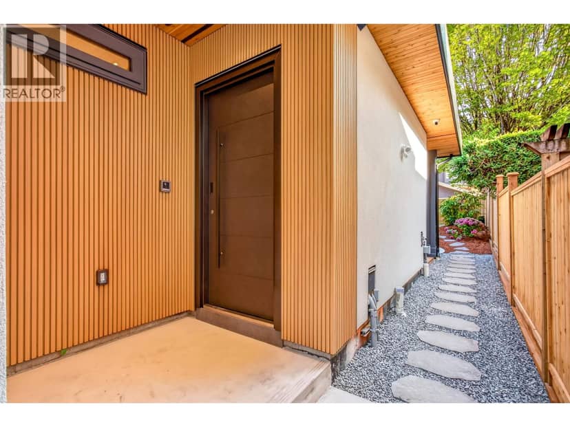 2 3836 W 21ST AVENUE, Vancouver, photo 2