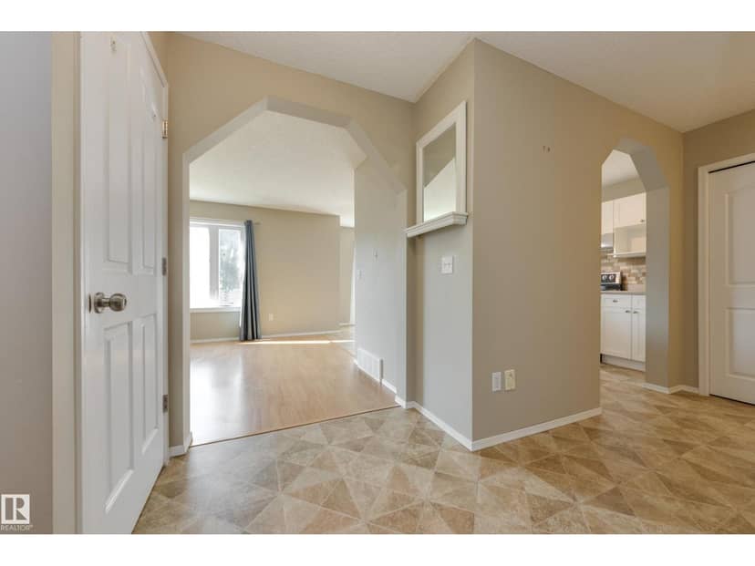 11335 167B Ave NW NW, Edmonton, photo 4