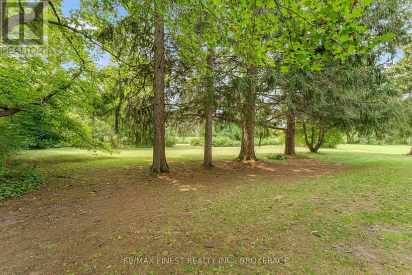1011 Lennox And Addington County Rd 5 — photo 36 of 40