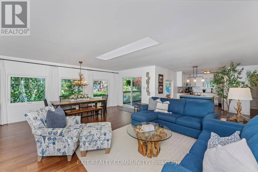 9871 Phoebe Lane N — photo 12 of 40
