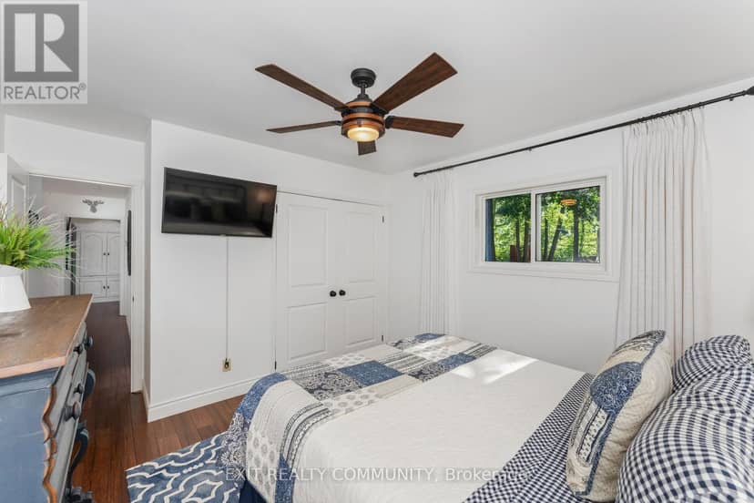 9871 Phoebe Lane N — photo 18 of 40