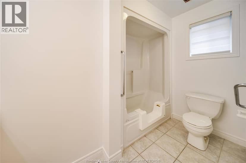 1511 Chateau Avenue — photo 19 of 36
