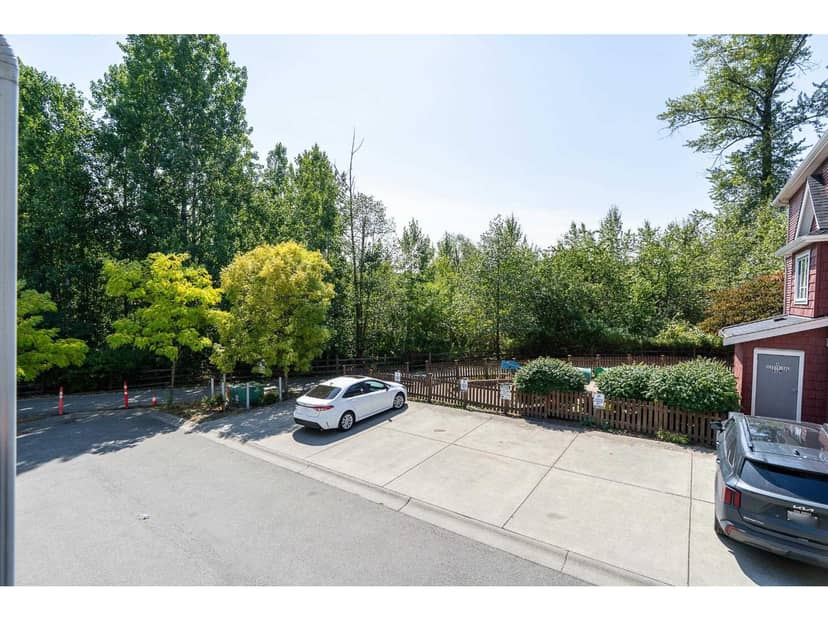54 19128 65 AVENUE, Surrey, photo 3
