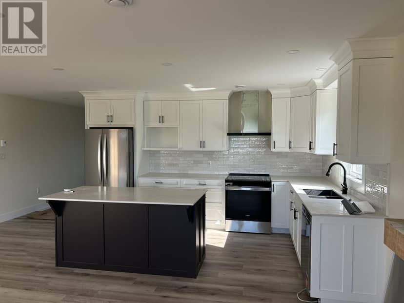 248 Ferry Road — photo 3 of 23