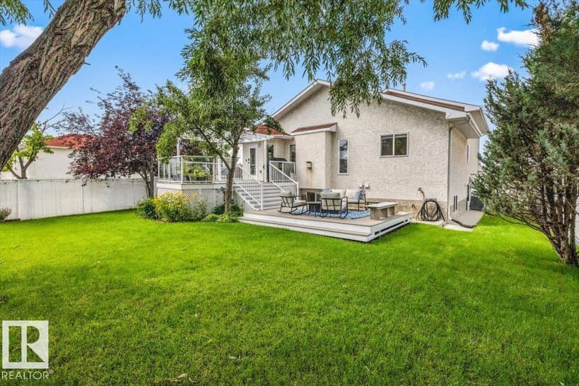 8731 160A AV NW — photo 34 of 40