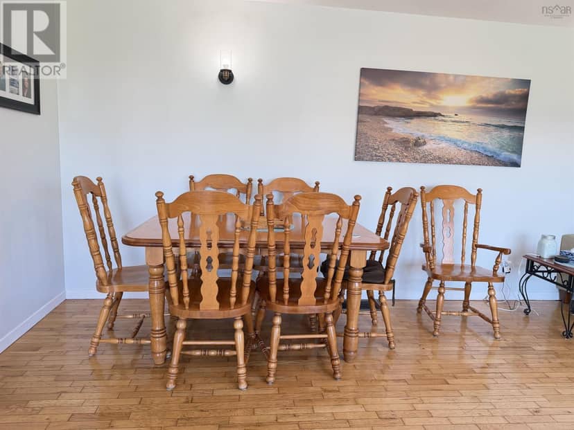 570 Little Harbour Road — photo 9 of 40