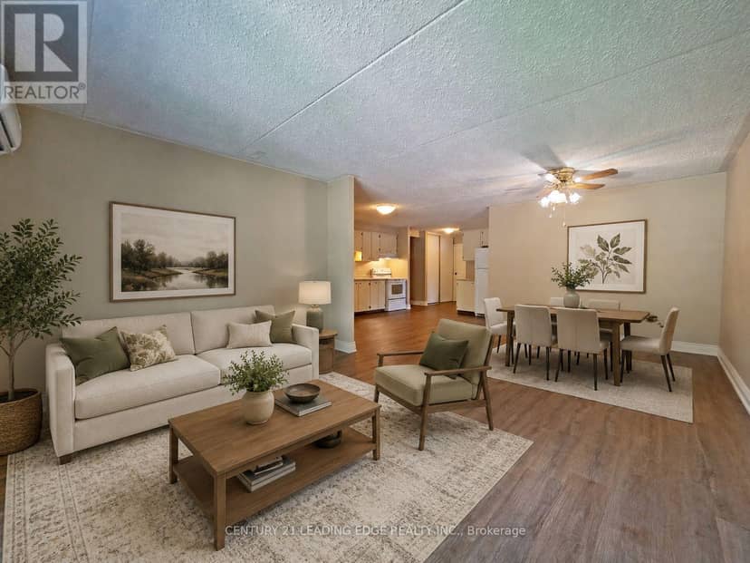 206 - 74 The Queensway S — photo 9 of 31