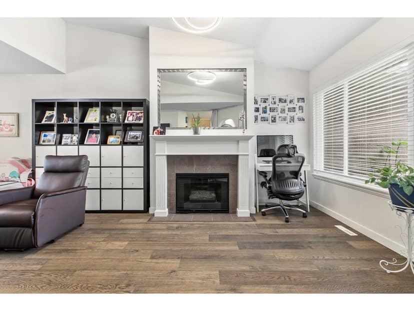 154 15501 89A AVENUE, Surrey, photo 6
