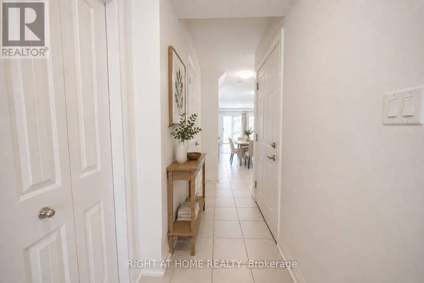 66 Arlington Crescent — photo 3 of 21
